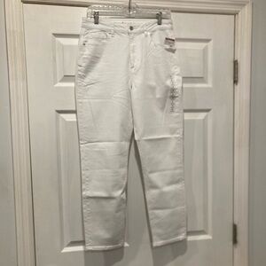 American Eagle White Stretch Jeans Women’s Size 8 Regular Straight Leg